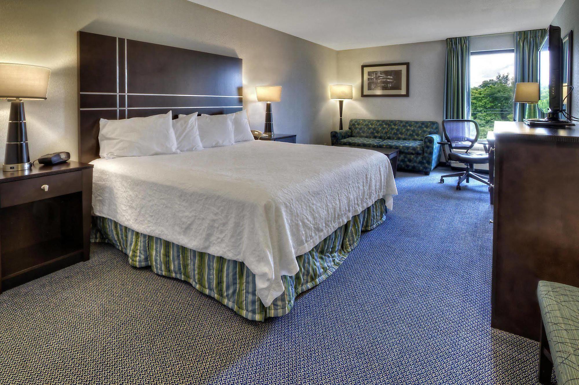 Hampton Inn Greensburg Eksteriør billede